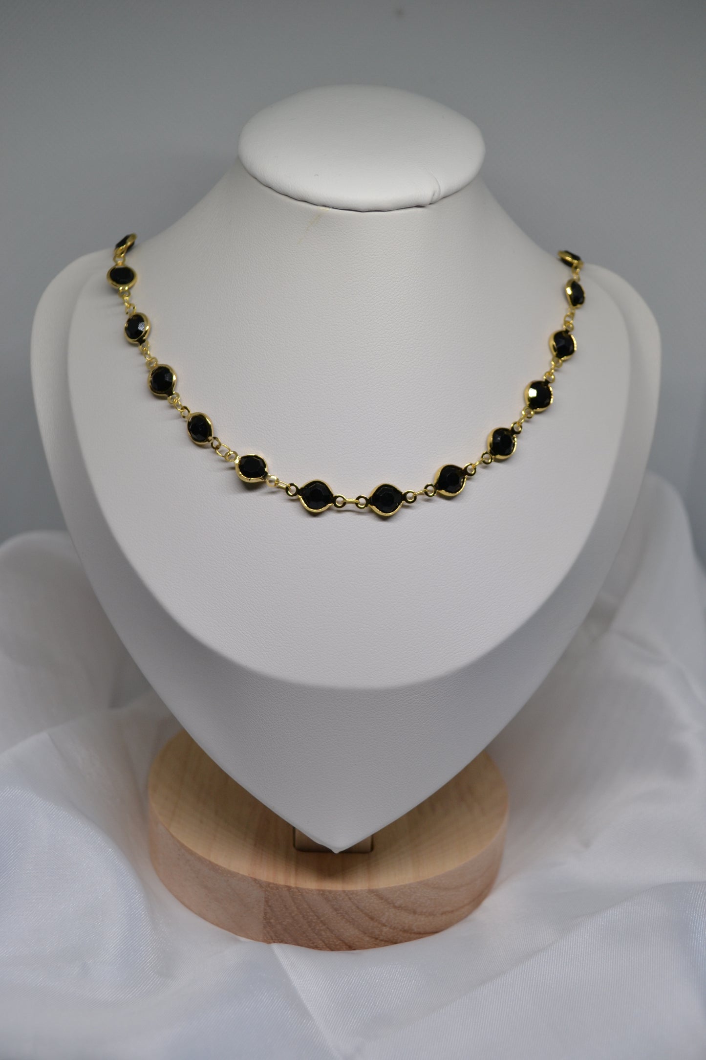 Collier "Éclipse Noire"