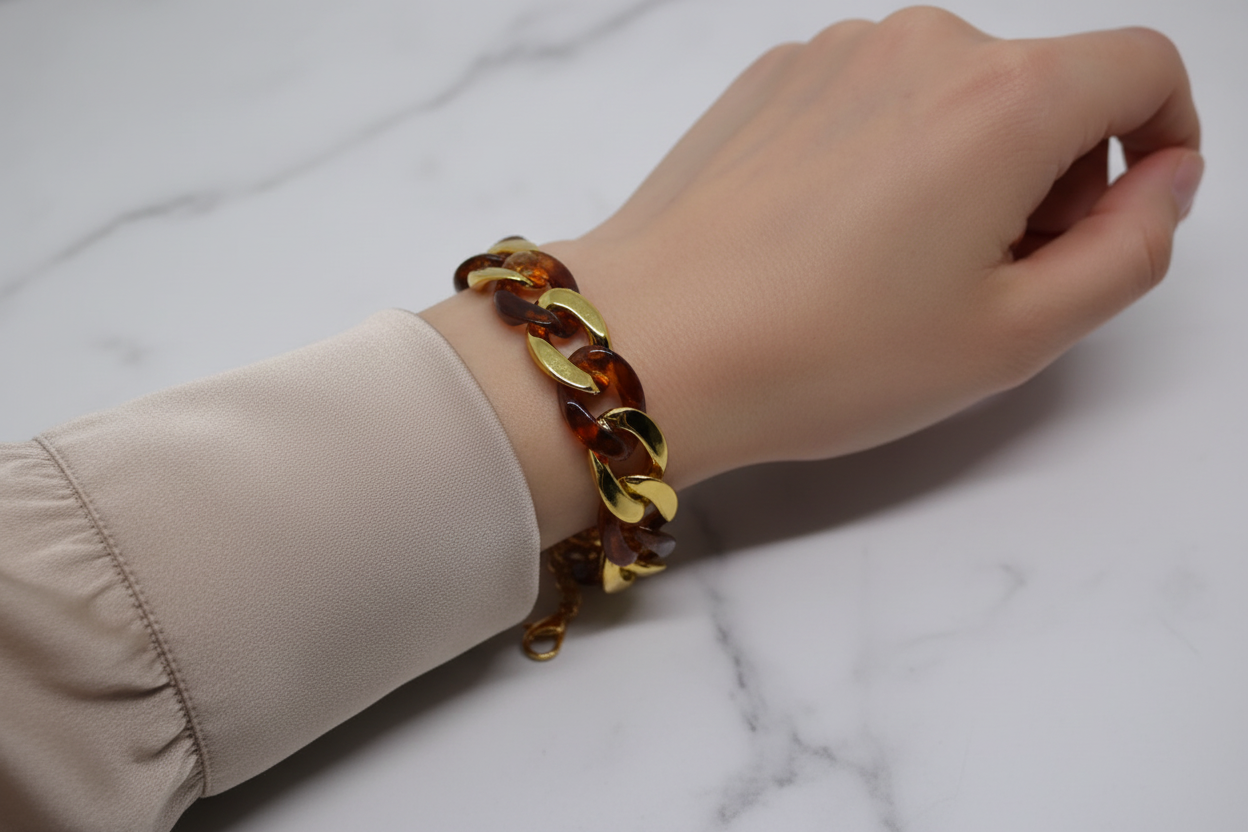Bracelet or & écaille — manche beige féminine