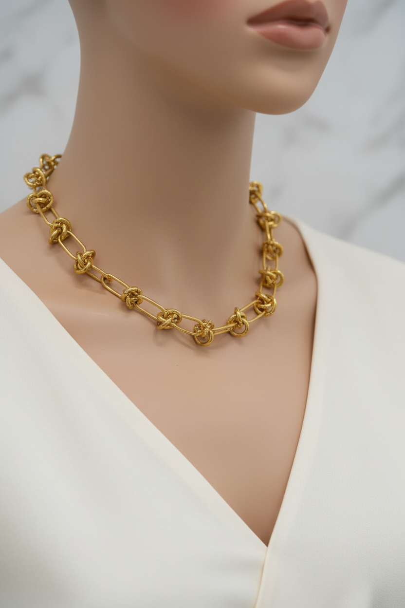 Collier Nœuds Dorés habillé